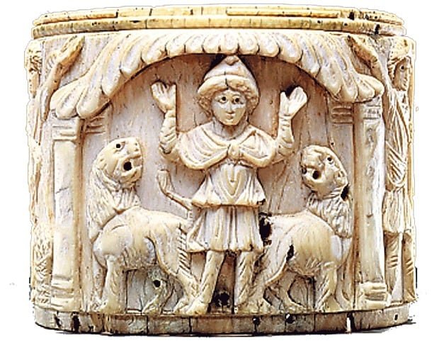 chapiteau roman présentant Daniel dans la fosse aux lions